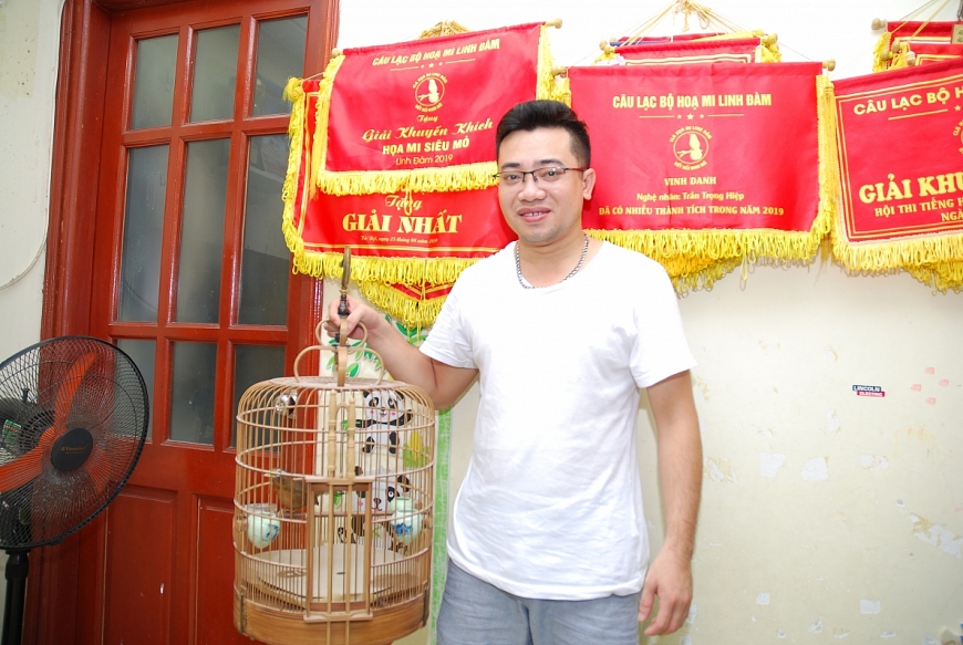 Chơi chim cảnh cũng lắm công phu Chơi chim cảnh cũng lắm công phu