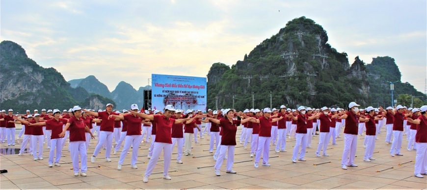 NCT tham gia đồng diễn