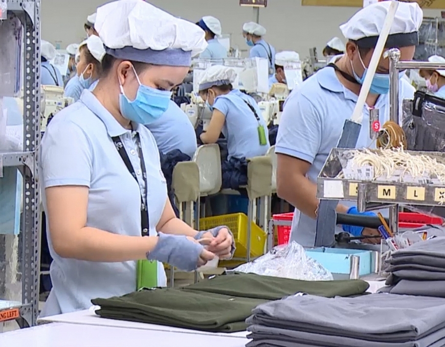 Người cao tuổi tỉnh Bình Dương góp phần hỗ trợ các doanh nghiệp vượt khó