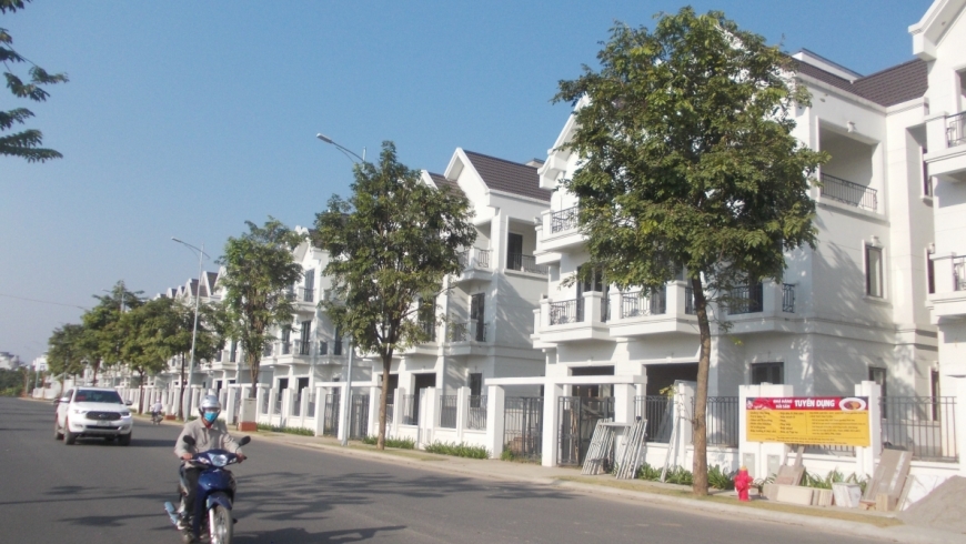 Một dãy phố của Khu đô thị sinh thái Nam Đầm Vạc (tỉnh lị Vĩnh Yên- Vĩnh Phúc) đang được xây dựng hiện đại.