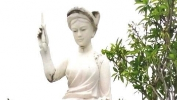 Hồ Xuân Hương: Từ vợ ba Tổng Cóc trở thành Danh nhân Văn hóa
