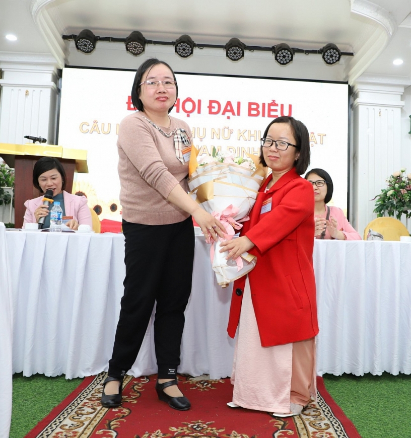 Trần Hoài - phụ nữ khuyết tật giàu nghị lực