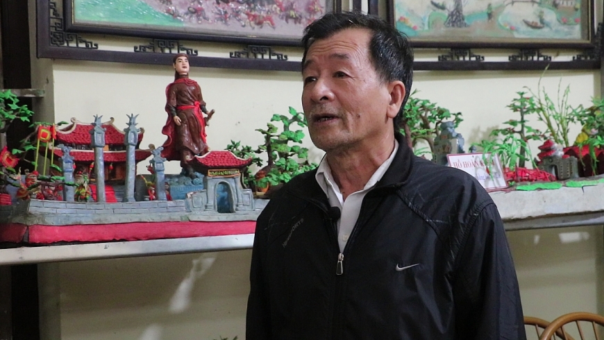 Nghệ nhân Đặng Văn Tẫn – Chủ nhiệm CLB nghệ nhân tò he Xuân La 