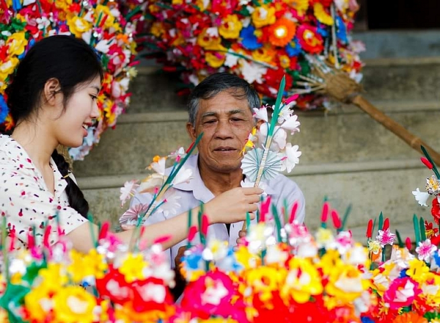 Thăng trầm của làng hoa giấy bên bờ sông Hương