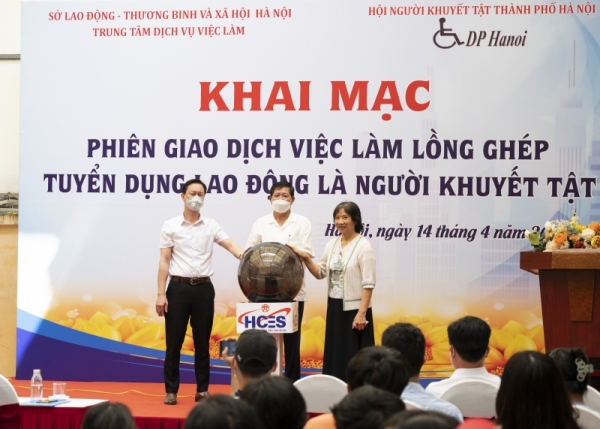 Tổ chức Phiên giao dịch việc làm lồng ghép tuyển dụng lao động là người khuyết tật