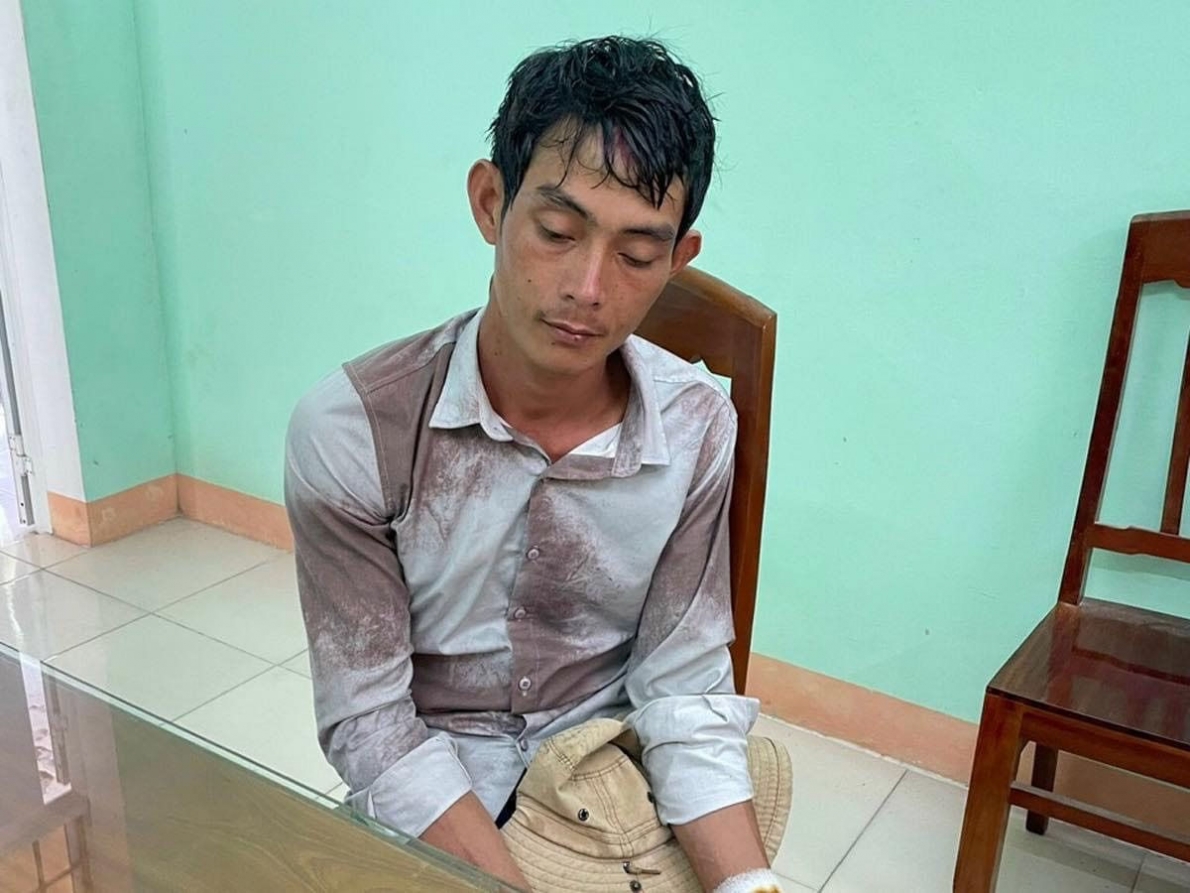 Chồng dùng dao đâm chết vợ đã ly thân