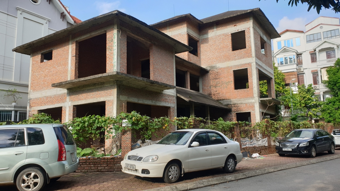 Cảnh ngổn ngang, dang dở tại Dự án Công viên hồ điều hòa, Khu đô thị mới Phùng Khoang