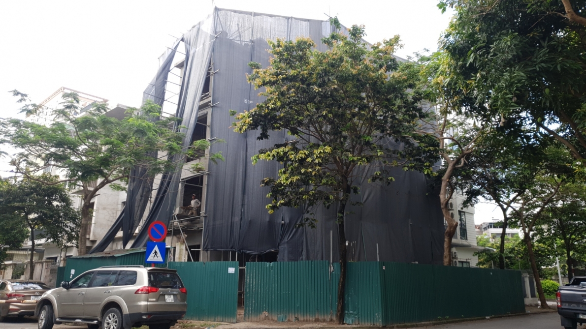 Cảnh ngổn ngang, dang dở tại Dự án Công viên hồ điều hòa, Khu đô thị mới Phùng Khoang