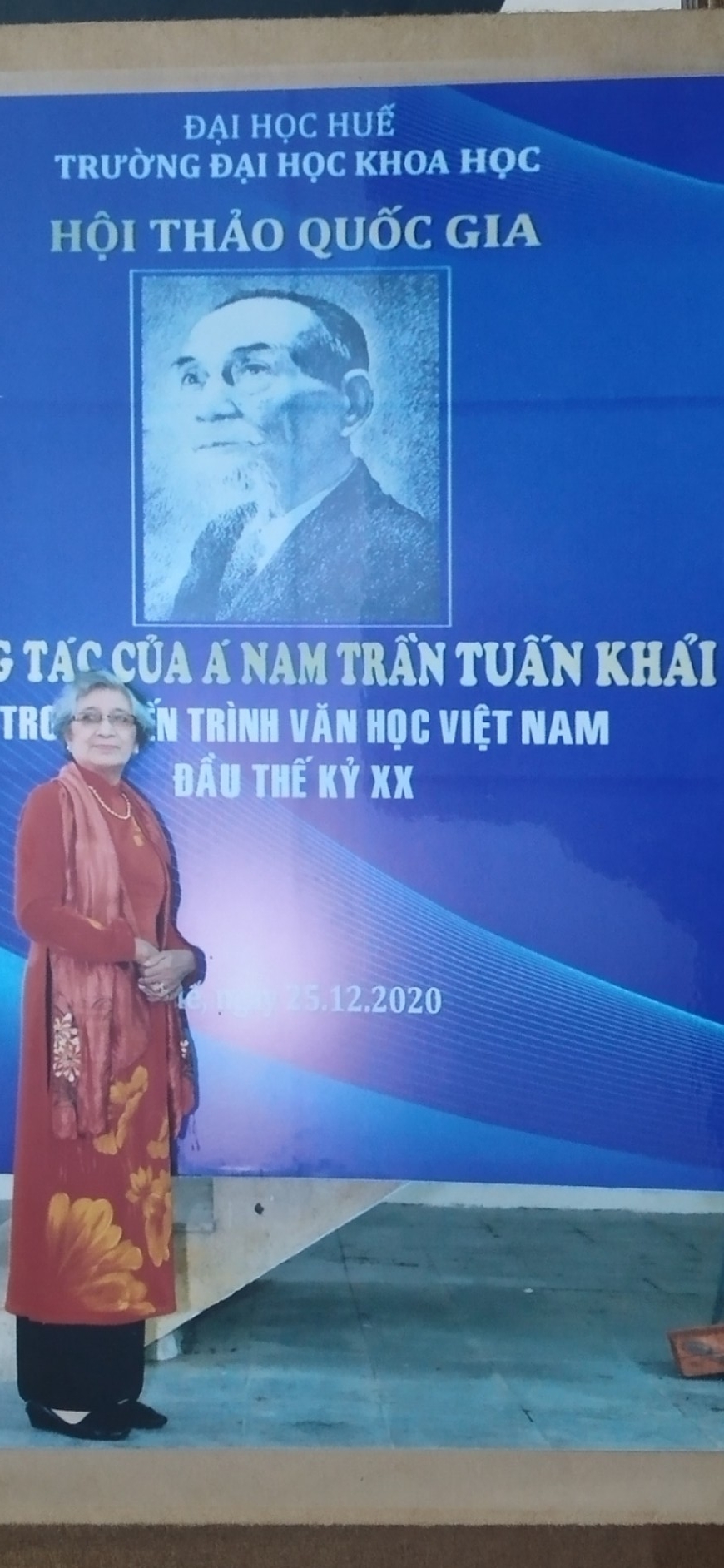 Nữ sĩ Lan Hinh và hành trình tâm khảm cùng Á Nam Lưu Niệm Đường