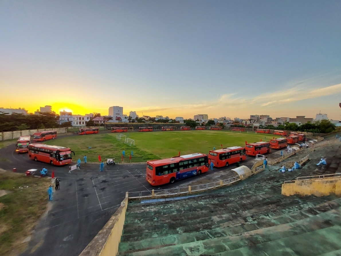 Phương Trang trên muôn nẻo đường Xuân