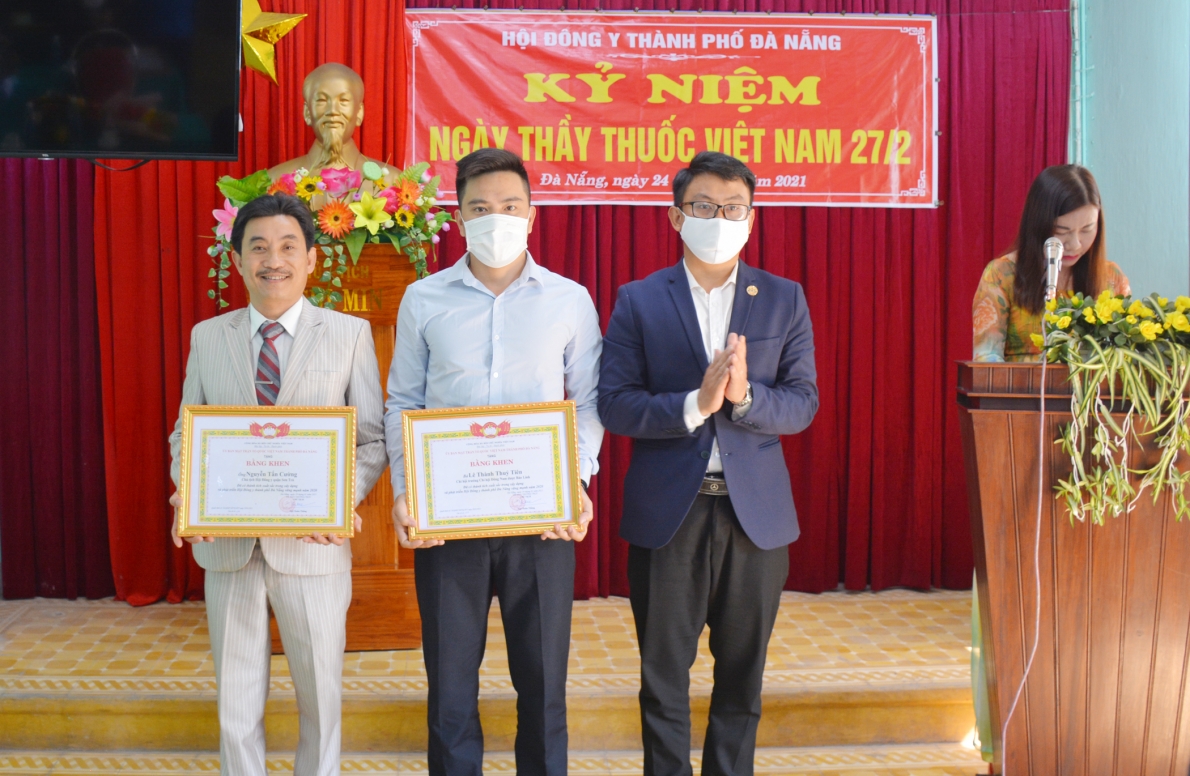 Hội Đông y TP Đà Nẵng: Tăng cường khám bệnh, tư vấn, cấp thuốc chữa bệnh miễn phí