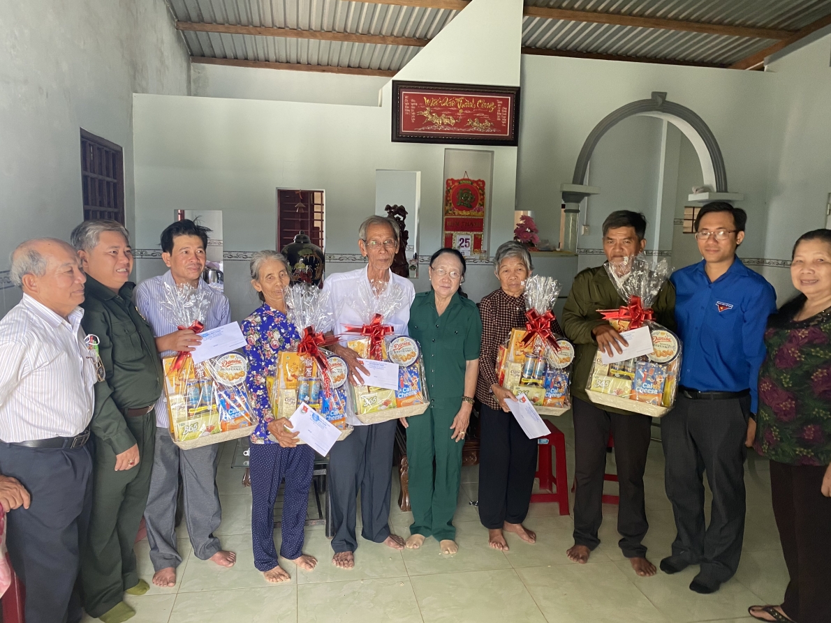 Bình Thuận: Thắp hương viếng Bác và ôn lại truyền thống