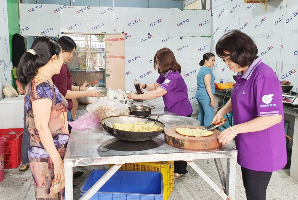 Hòa Thọ Đông: Phường duy nhất ở Đà Nẵng có Bếp ăn tình thương hỗ trợ bệnh nhân nghèo