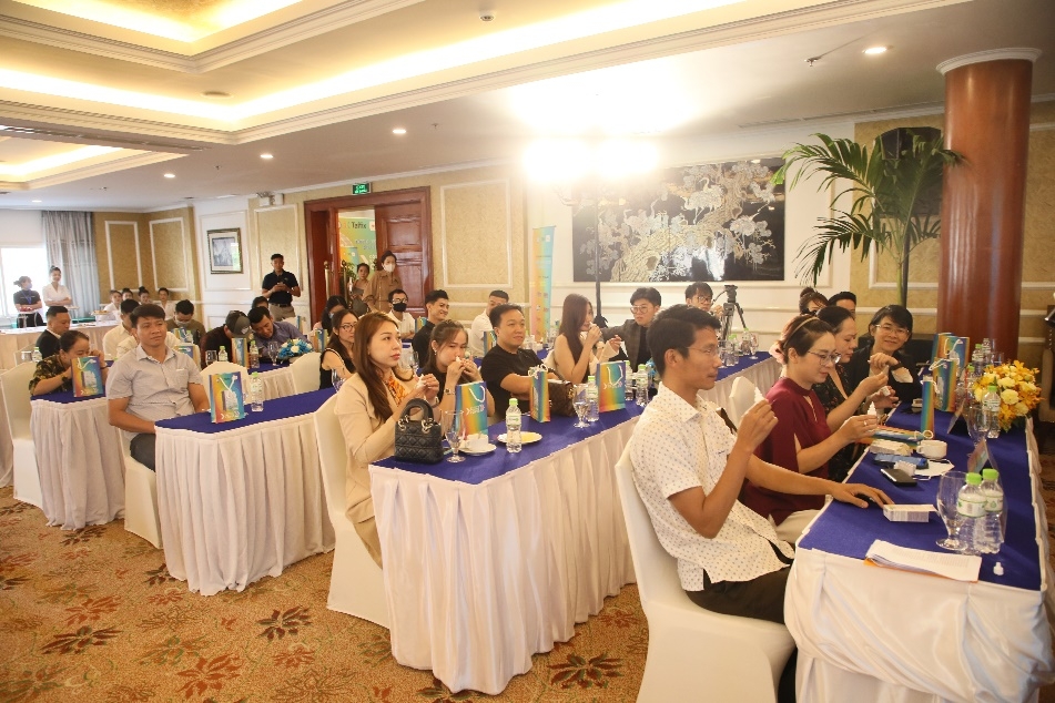 Sản phẩm xịt mũi ngăn ngừa Covid-19 TAFFIX đã có mặt tại Việt Nam