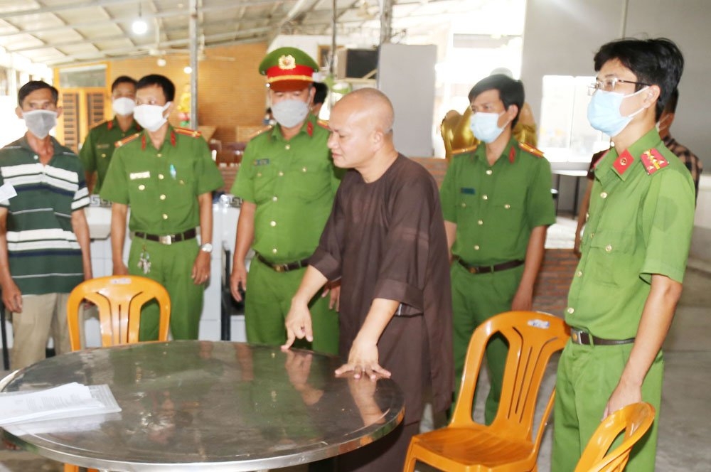 ‘Thầy Phúc’ nhận nhiều trẻ em về nuôi, rồi đánh đập gây thương tích