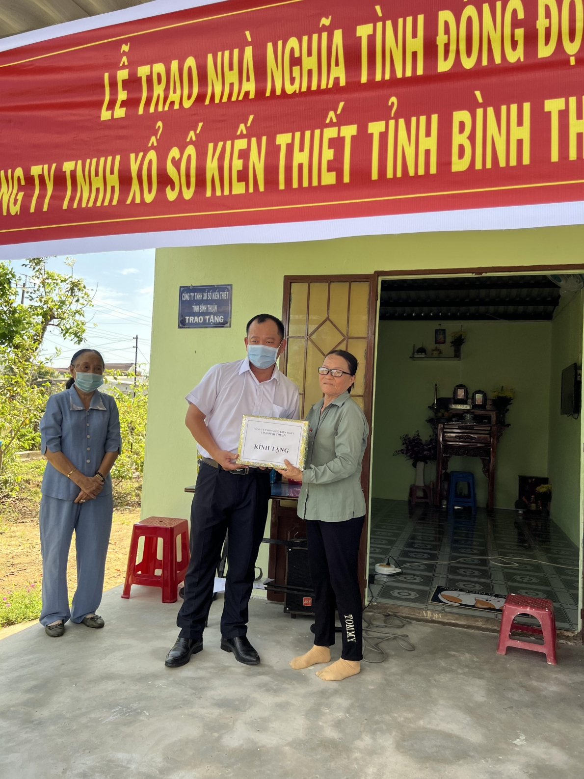 Trao nhà “ Nghĩa tình đồng đội” cho NCT- cựu TNXP