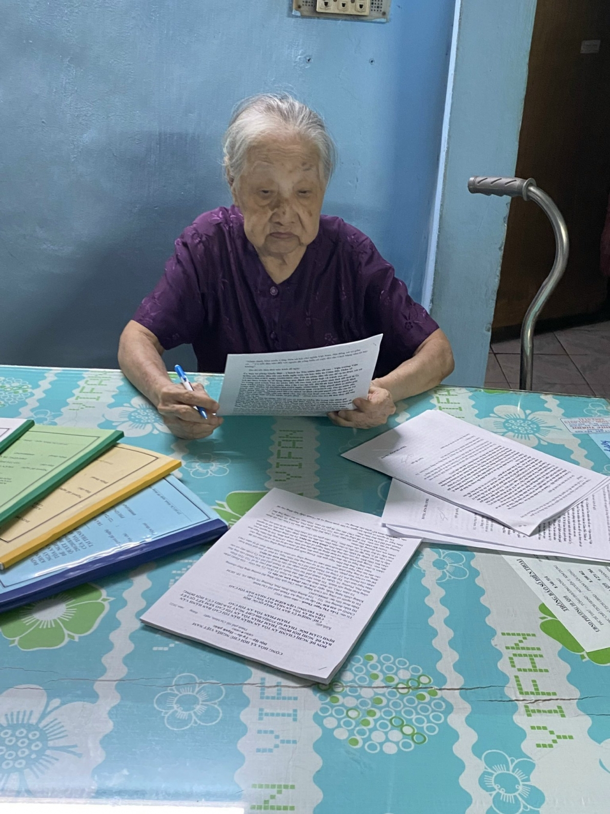 Sao đẩy cụ bà 90 tuổi, có công với cách mạng ra khỏi căn nhà đã sinh sống suốt gần 60 năm?