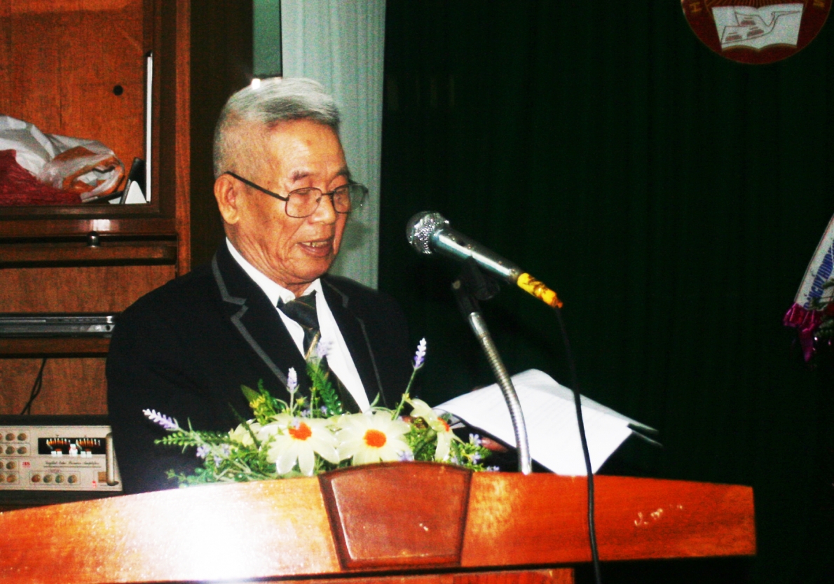 3155 1 thay ngat phat bieu