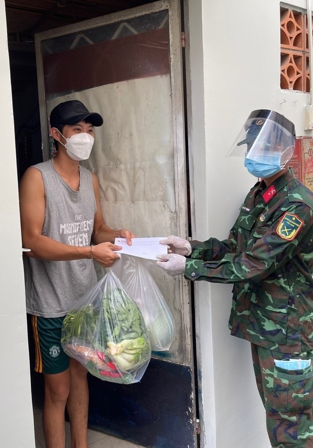 Phường 6, quận Gò Vấp, TP. Hồ Chí Minh: Bộ đội cùng Nhân dân đồng lòng đẩy lùi đại dịch