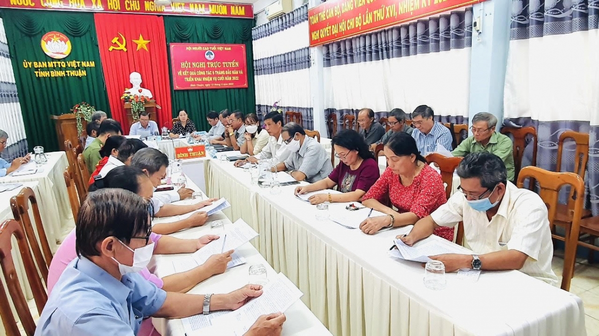 Đẩy mạnh chăm sóc, phát huy vai trò người cao tuổi