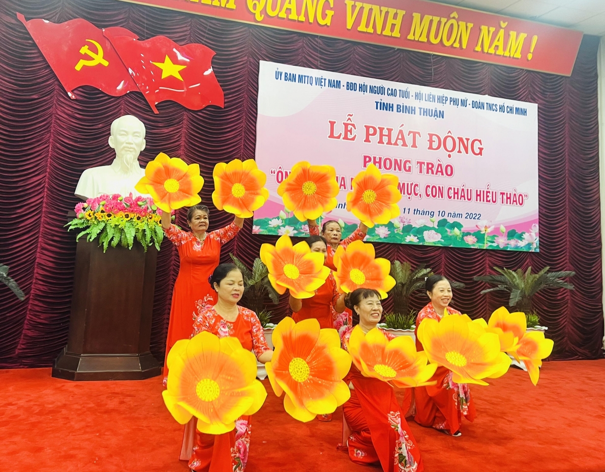 Bình Thuận: Phát động phong trào “Ông bà, cha mẹ mẫu mực, con cháu hiếu thảo”