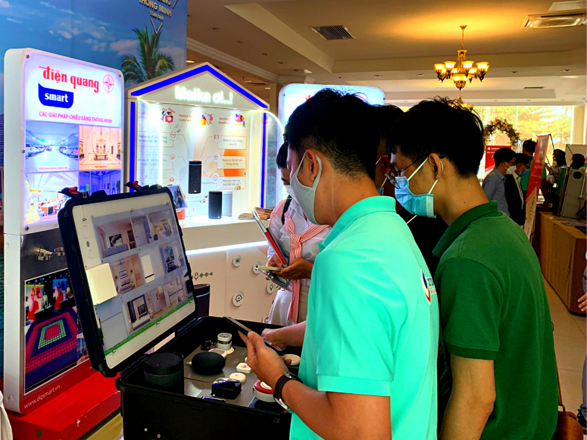 Công ty Bóng đèn Điện Quang: Nhận giải thưởng Sao Vàng Đất Việt