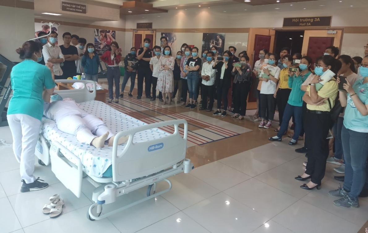 TP.Hồ Chí Minh: Tổ chức khoá tập huấn phục hồi chức năng thần kinh sau đột quỵ