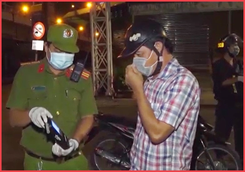 Chỉ đạo không xử phạt người vi phạm giao thông, nhiều lãnh đạo Công an TP Cà Mau bị kiểm điểm