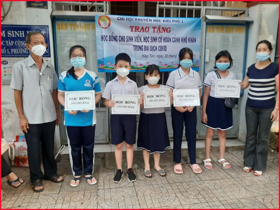 Huy động sức dân đẩy lùi đại dịch Covid-19