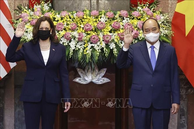 Chủ tịch nước Nguyễn Xuân Phúc tiếp Phó Tổng thống Hoa Kỳ Kamala Harris