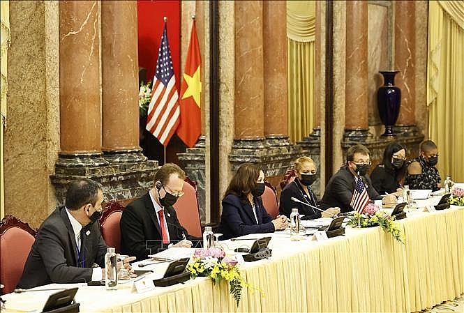 Chủ tịch nước Nguyễn Xuân Phúc tiếp Phó Tổng thống Hoa Kỳ Kamala Harris