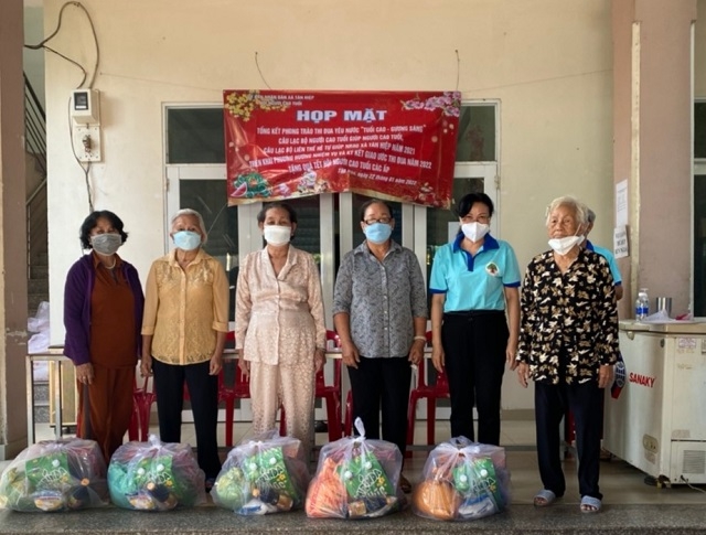 NCT trên địa bàn huyện Hóc Môn luôn được các cấp chính quyền địa phương đặc biệt quan tâm, nhất là về mặt tinh thần, vật chất và sức khỏe cho NCT.