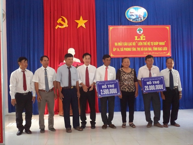 Lễ ra mắt  CLB LTHTGN tại ấp 14, xã Phong Tân, thị xã Giá Rai, tỉnh Bạc Liêu.
