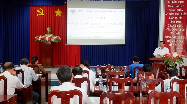 Quang cảnh buổi hội nghị.