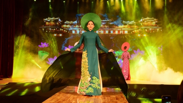 Hướng đến “Kinh đô áo dài Việt Nam”