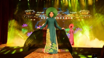 Hướng đến “Kinh đô áo dài Việt Nam”