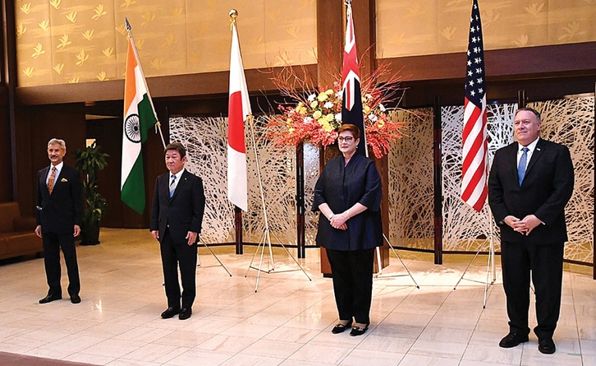 Từ trái qua: Ngoại trưởng Ấn Độ Subrahmanyam Jaishankar, Ngoại trưởng Nhật Bản Toshimitsu Motegi, Ngoại trưởng Australia Marise Payne và Ngoại trưởng Mỹ Mike Pompeo tại cuộc gặp “Nhóm bộ tứ” ở Tokyo Nhật Bản