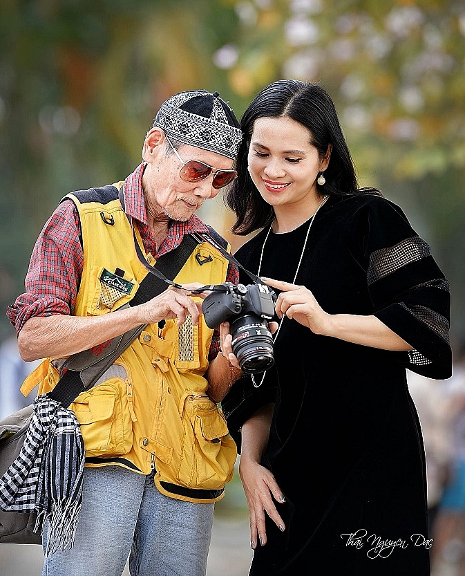 Duyên nợ với... hồ Gươm