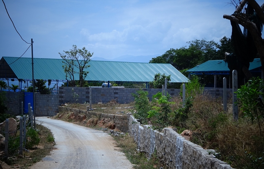 Khu nhà tiền chế vừa được ông Tùng xây dựng trong dịp Tết Tân Sửu