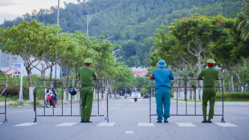 Covid-19 ảnh hưởng đến mùa du lịch biển của Đà Nẵng