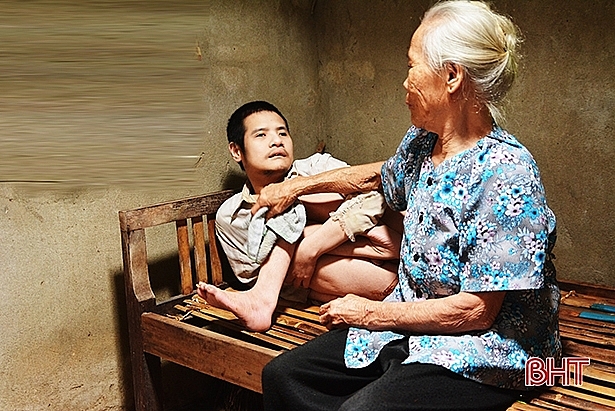 undefined 1211 anh 1