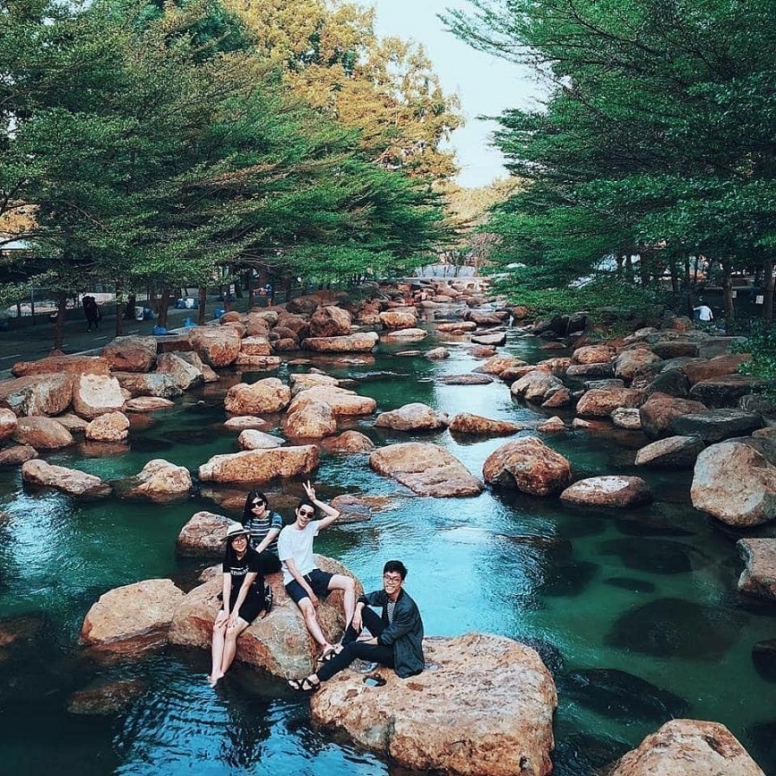 Vẻ đẹp mộng mở của hồ Bình An