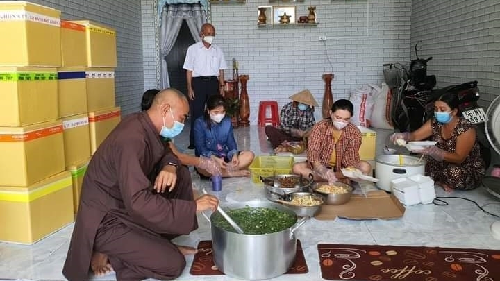 Điểm nấu cơm thức ăn tặng miễn phí