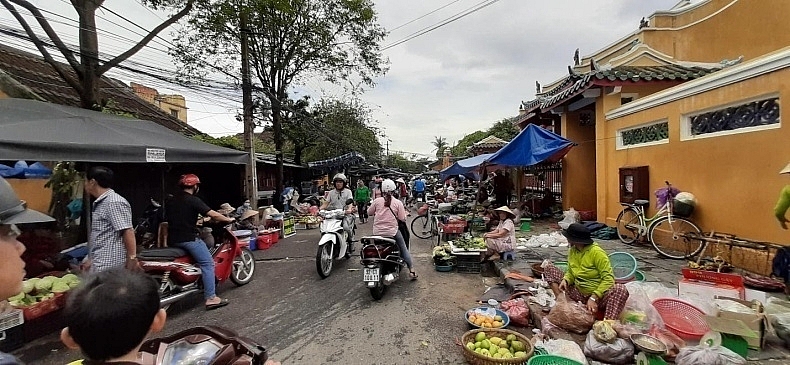 Chợ Hội An dời lên đường Trần Phú