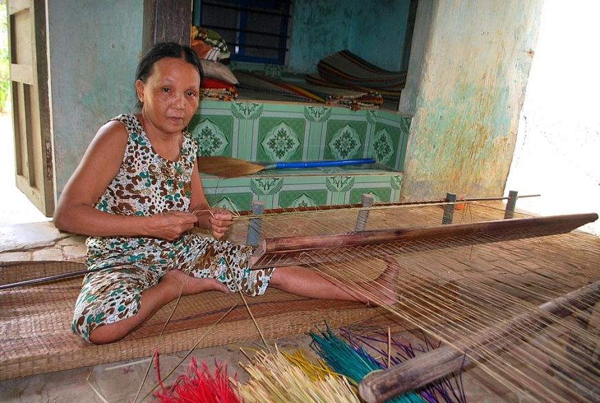 Nghề dệt chiếu ở thôn Triêm Tâ
