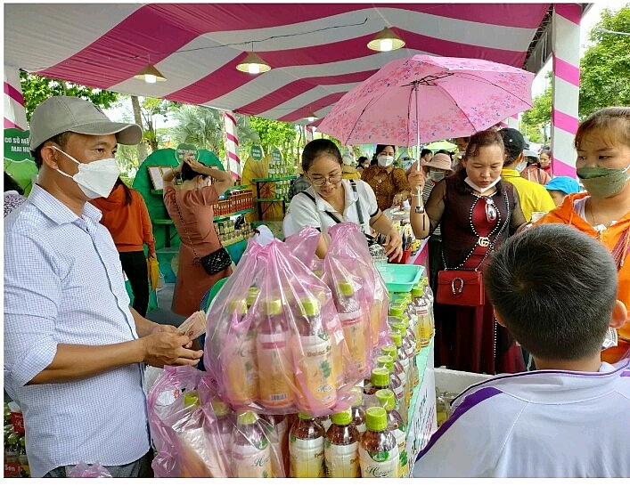 Lễ hội Sen Đồng Tháp lần thứ I thành công tốt đẹp