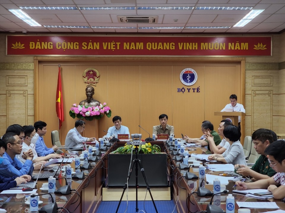 Còn khoảng 7,6 triệu mũi vaccine COVID-19 chưa được nhập lên hệ thống