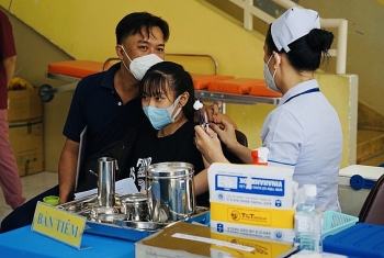 Việt Nam hơn 220 triệu liều vaccine đã tiêm và hơn 25 triệu người đã có hộ chiếu vaccine