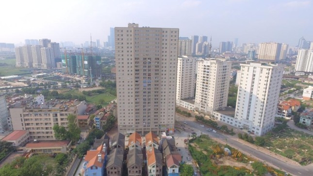 Nhà xưởng không phép rộng hàng nghìn m2 'mọc' trên đất dự án của Công ty Intracom