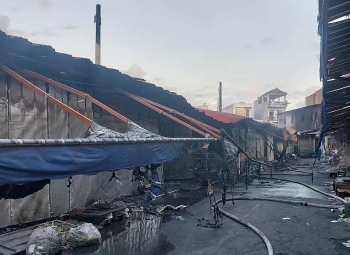 Bắc Ninh: Cháy chợ Đọ Xá, thiệt hại hơn 33 tỷ đồng